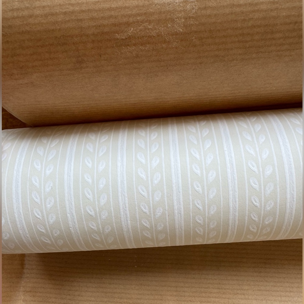 Vintage Farrow and Ball Hand Painted Wallpaper. Cream/White Sprig and Stripes.
